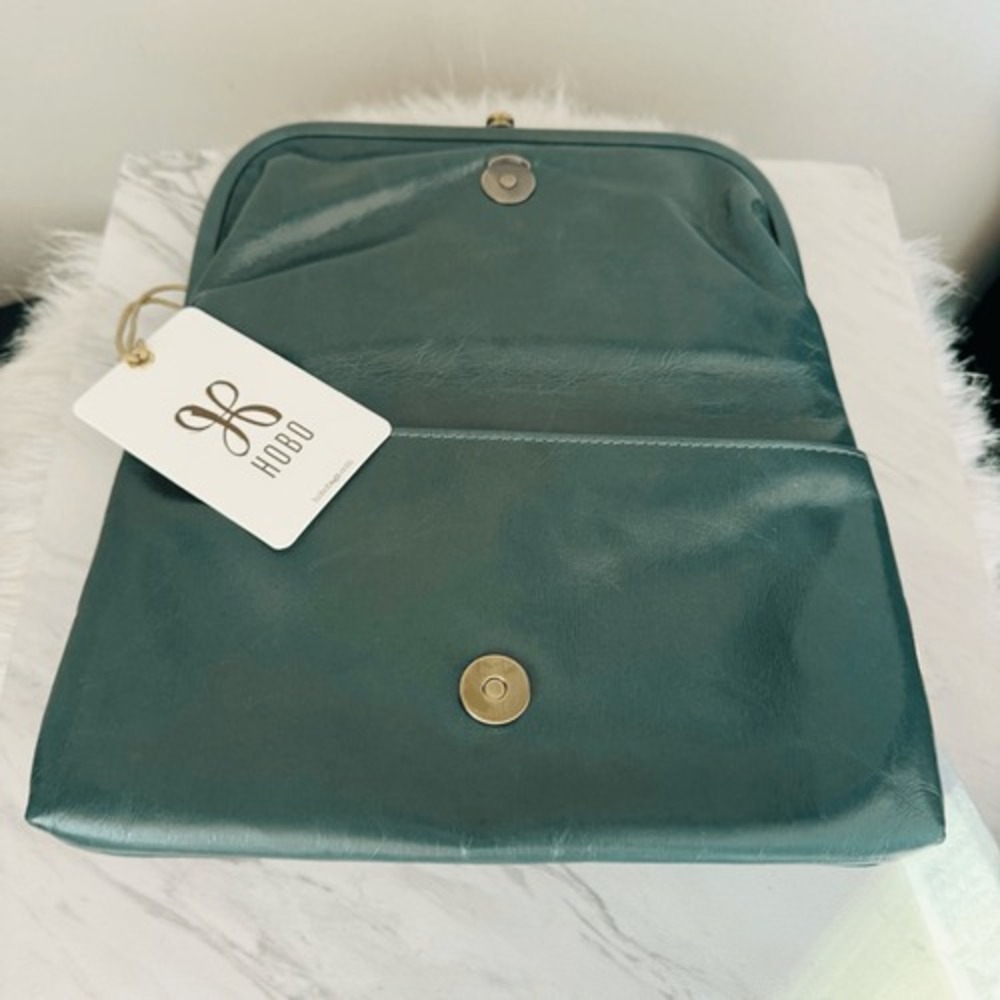 HOBO LAUREN CLUTCH LEATHER WRISTLET WALLET Sage Henna Luxury Leather, NWT - Picture 8 of 15